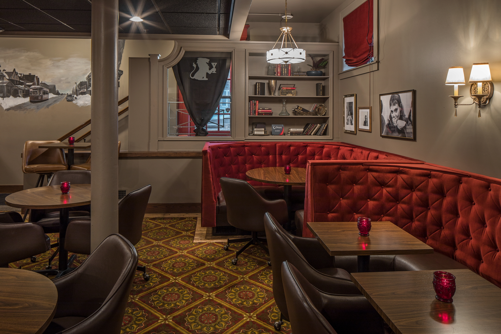 red lion lounge design